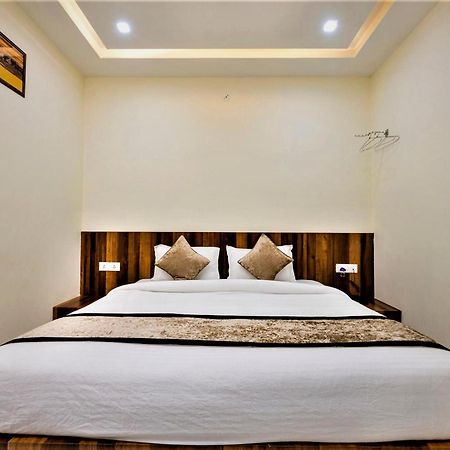 Hotel Ravi Residency Bharatpur Luaran gambar