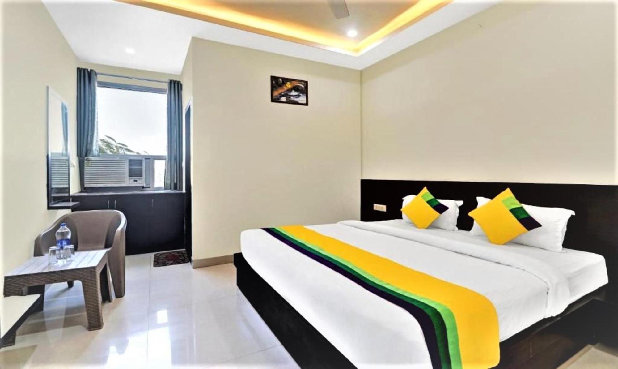 Hotel Ravi Residency Bharatpur Luaran gambar