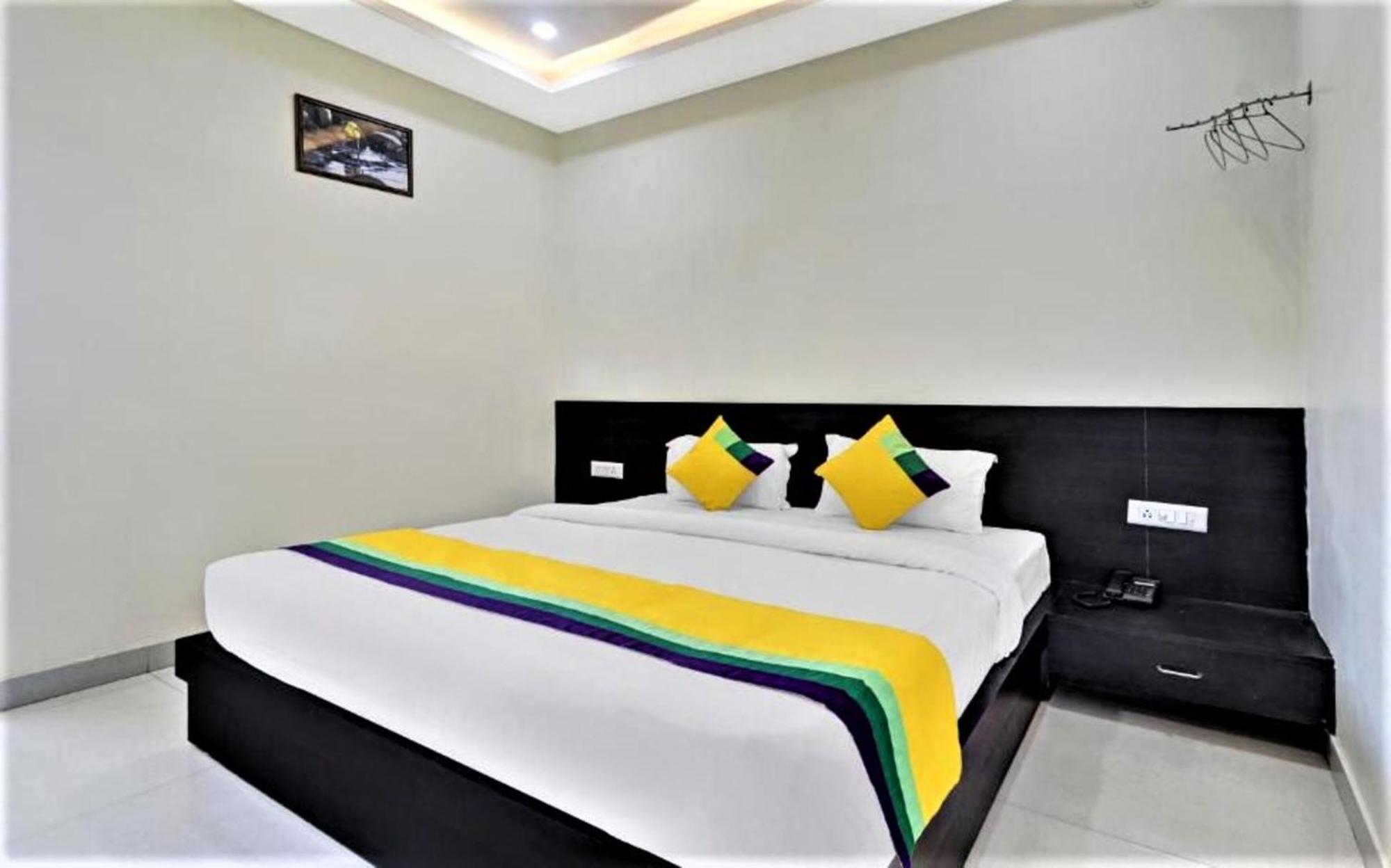 Hotel Ravi Residency Bharatpur Luaran gambar